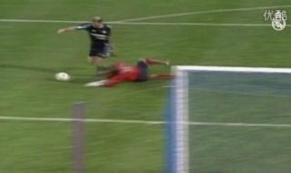 齐达内马赛回旋 齐达内马赛回旋