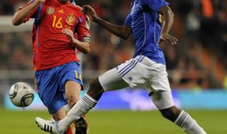 足球加时赛是多长时间 足球比赛中,上下半场之间的休息时间是多少分钟